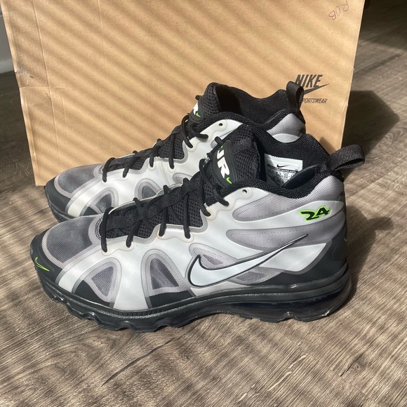 green and black griffey